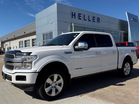 Used 2018 Ford F150 Platinum w/ Equipment Group 701A Luxury AWD/4WD image 3