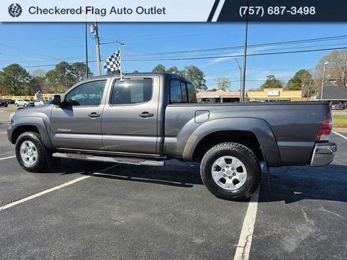 Used 2015 Toyota Tacoma PreRunner w/ SR5 Package image 7
