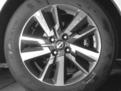 Used 2025 Nissan Versa SV FWD image 13