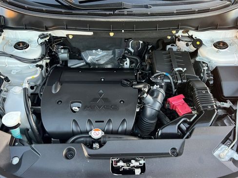 Used 2020 Mitsubishi Outlander Sport ES image 32