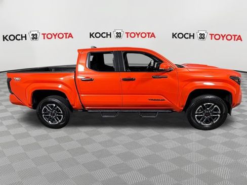 Certified 2024 Toyota Tacoma TRD Sport w/ TRD Sport Upgrade Package AWD/4WD image 9