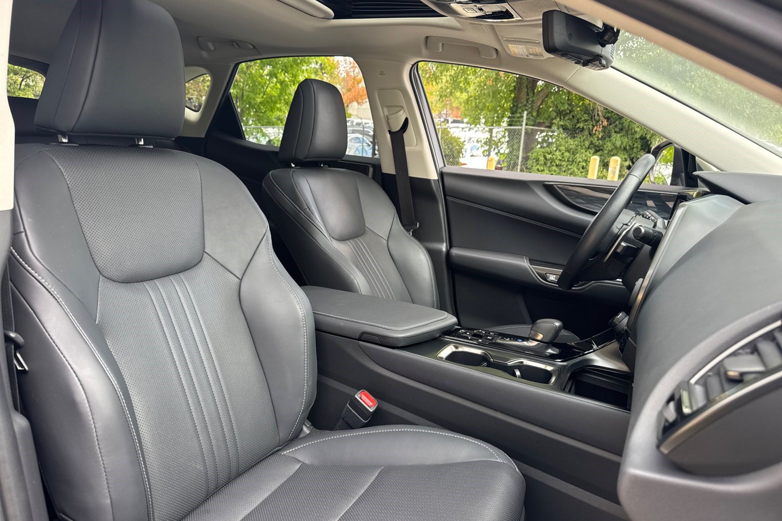 Used 2024 Lexus NX 350h AWD image 25