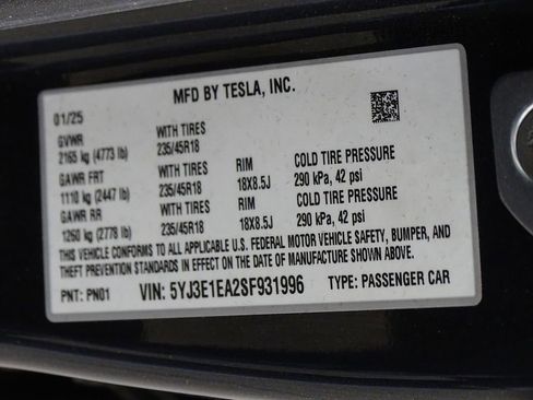 Used 2025 Tesla Model 3 Long Range image 18