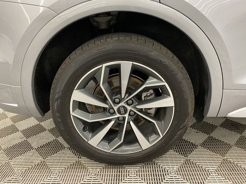 Used 2021 Audi Q5 2.0T Premium Plus w/ Premium Plus Package image 12