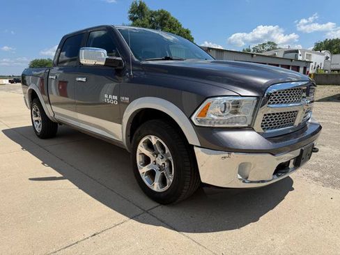 Used 2016 RAM 1500 Laramie w/ Convenience Group AWD/4WD image 7
