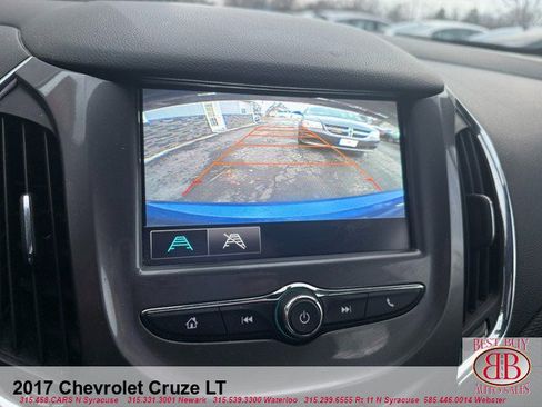 Used 2017 Chevrolet Cruze LT w/ Convenience Package image 19