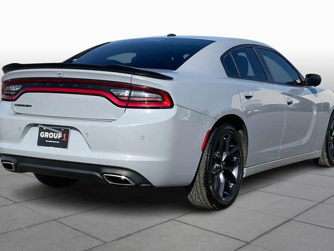 Used 2022 Dodge Charger SXT w/ Blacktop Package image 13