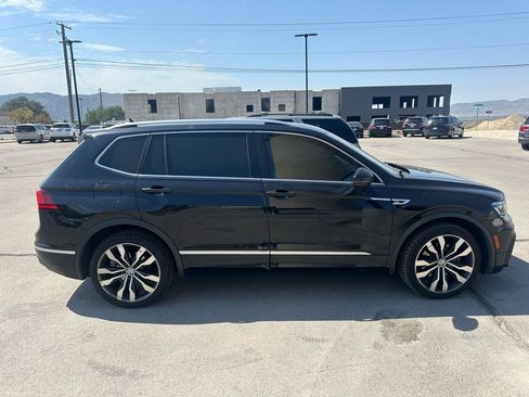 Used 2019 Volkswagen Tiguan SEL Premium R-Line w/ 3rd Row Seat Package AWD/4WD image 3