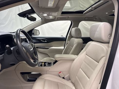 Certified 2023 GMC Acadia Denali w/ Denali Ultimate Package AWD/4WD image 11