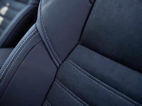 New 2026 Mitsubishi Outlander AWD image 30