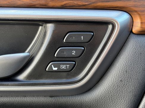 Certified 2022 Honda CR-V Touring image 17