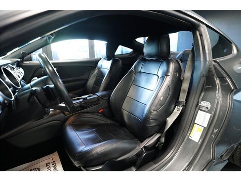 Used 2020 Ford Mustang Coupe RWD image 11