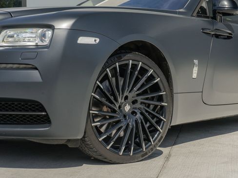 Used 2016 Rolls-Royce Wraith RWD image 25