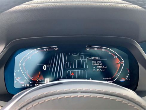 Used 2023 BMW X5 xDrive40i w/ M Sport Package image 23