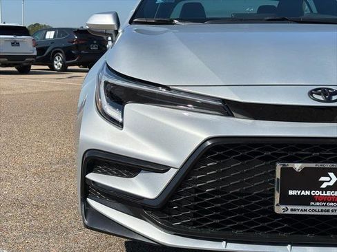 Certified 2025 Toyota Corolla SE image 4