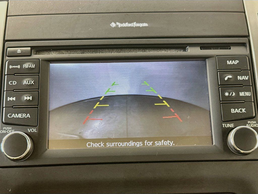 Used 2013 Nissan Frontier SL w/ Moonroof Pkg RWD image 20