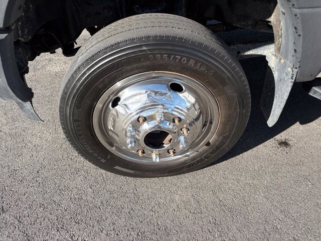 Used 2019 Ford F550 4x4 Regular Cab Super Duty image 9