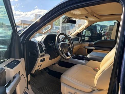Used 2018 Ford F350 Lariat w/ Lariat Ultimate Package AWD/4WD image 15