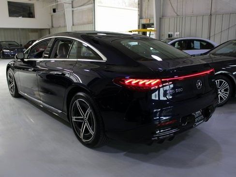 Used 2023 Mercedes-Benz EQS 580 4MATIC Sedan image 44