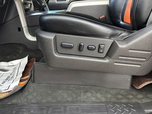 Used 2012 Ford F150 Raptor w/ Raptor Luxury Pkg image 19