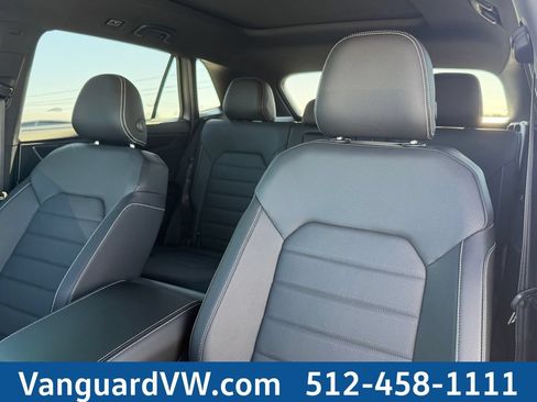 New 2026 Volkswagen Atlas Cross Sport SEL R-Line AWD/4WD image 9