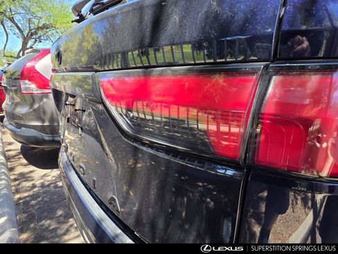 Used 2026 Toyota Sequoia Platinum AWD/4WD image 13