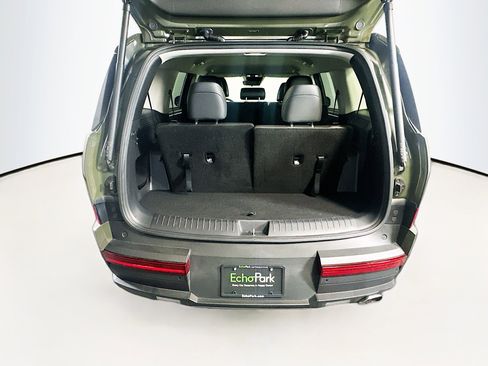 Used 2025 Hyundai Santa Fe SEL FWD image 31