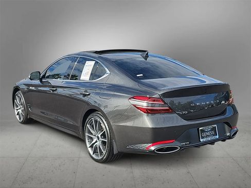 Used 2026 Genesis G70 2.5T Prestige image 6