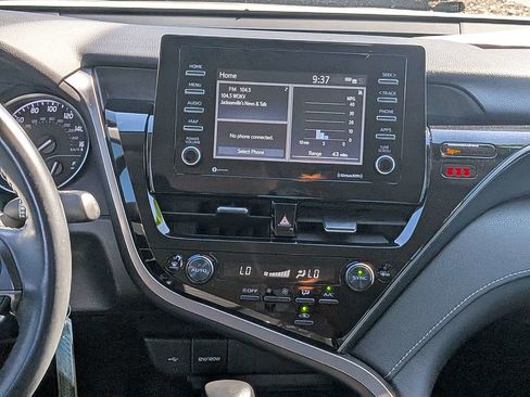 Used 2023 Toyota Camry SE FWD image 15