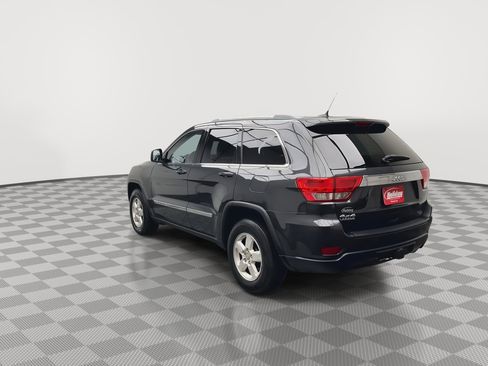 Used 2011 Jeep Grand Cherokee Laredo w/ Trailer Tow Group AWD/4WD image 32