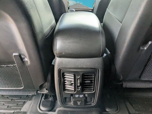 Used 2021 Jeep Grand Cherokee Limited X AWD/4WD image 19