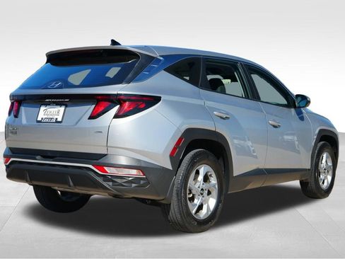 Certified 2023 Hyundai Tucson SE image 8