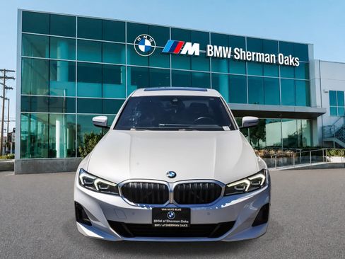 Used 2023 BMW 330i Sedan w/ Convenience Package RWD image 2