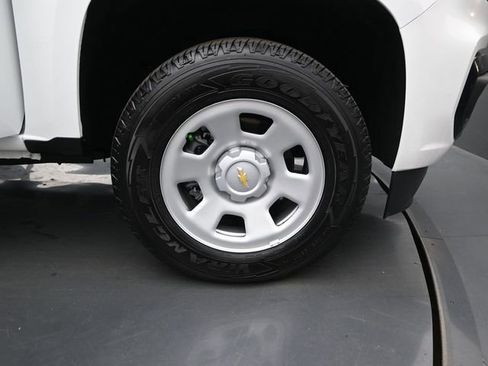 Used 2022 Chevrolet Colorado W/T image 16