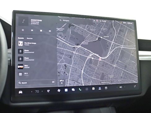 Used 2024 Tesla Model X image 17