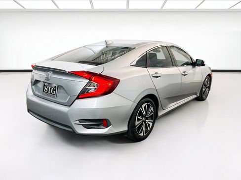 Used 2016 Honda Civic EX-T image 4