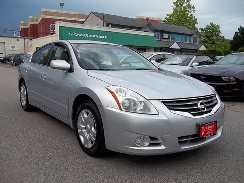 Used 2010 Nissan Altima 2.5 image 4
