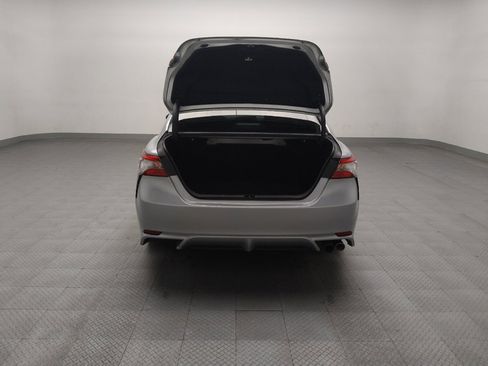 Used 2018 Toyota Camry SE image 29