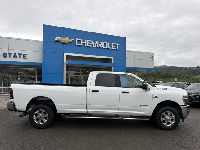 Used 2026 RAM 2500 Big Horn AWD/4WD image 3