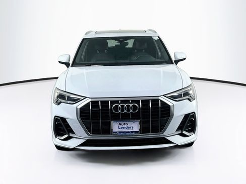 Used 2022 Audi Q3 2.0T Premium Plus w/ Premium Plus Package AWD/4WD image 2