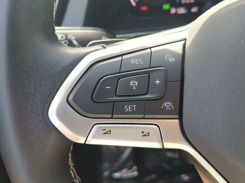 Used 2025 Volkswagen Atlas Cross Sport SEL AWD/4WD image 29