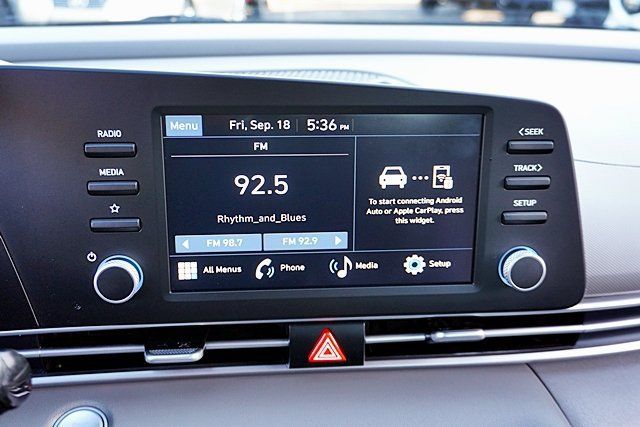 Certified 2026 Hyundai Elantra Sport FWD image 35