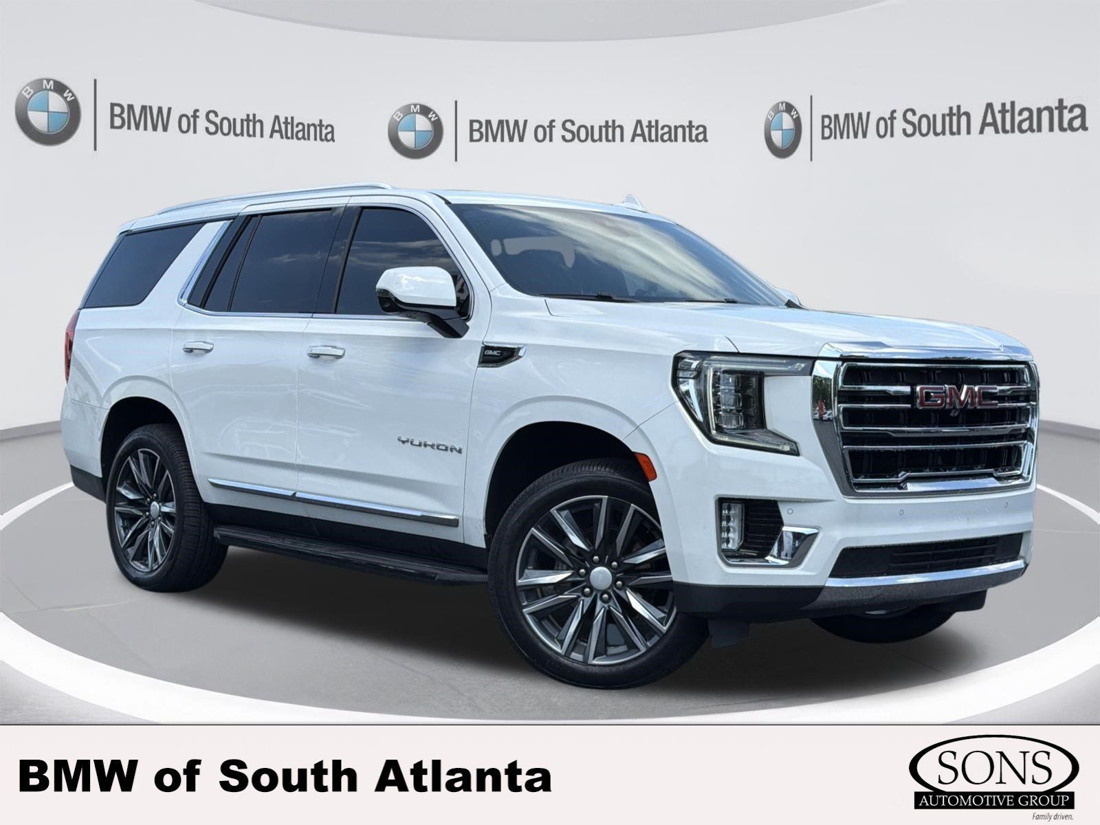 Used 2021 GMC Yukon SLT w/ SLT Premium Package RWD image 1