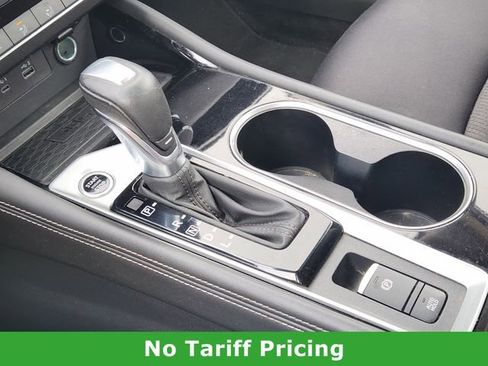 Used 2024 Nissan Altima 2.5 SV w/ SV Premium Package FWD image 20