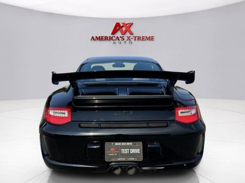Used 2011 Porsche 911 GT3 image 4