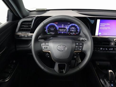 New 2026 Toyota Crown XLE image 3