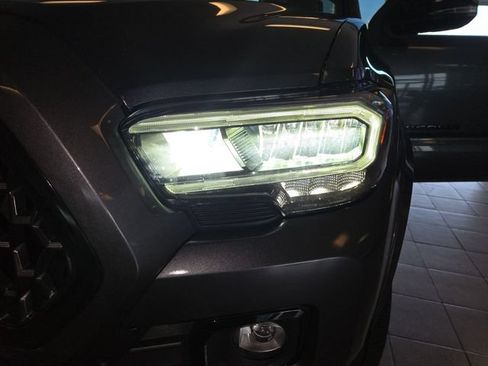 Used 2023 Toyota Tacoma Limited w/ Nightshade Package AWD/4WD image 28