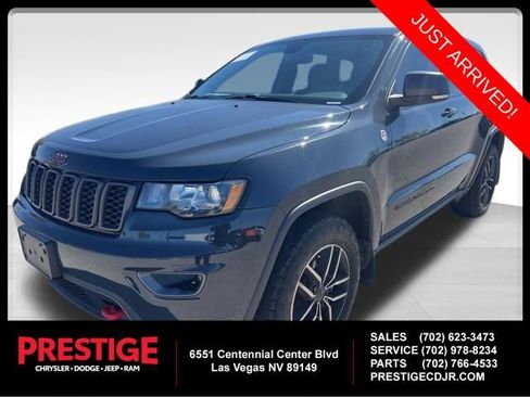 Used 2018 Jeep Grand Cherokee Trailhawk image 1