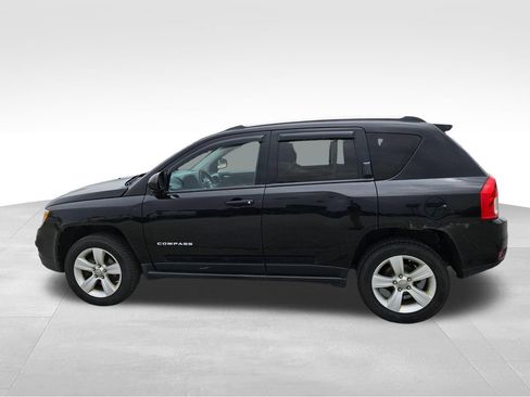 Used 2012 Jeep Compass Sport AWD/4WD image 9