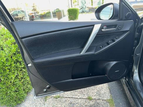 Used 2010 MAZDA MAZDA3 s Grand Touring FWD image 15